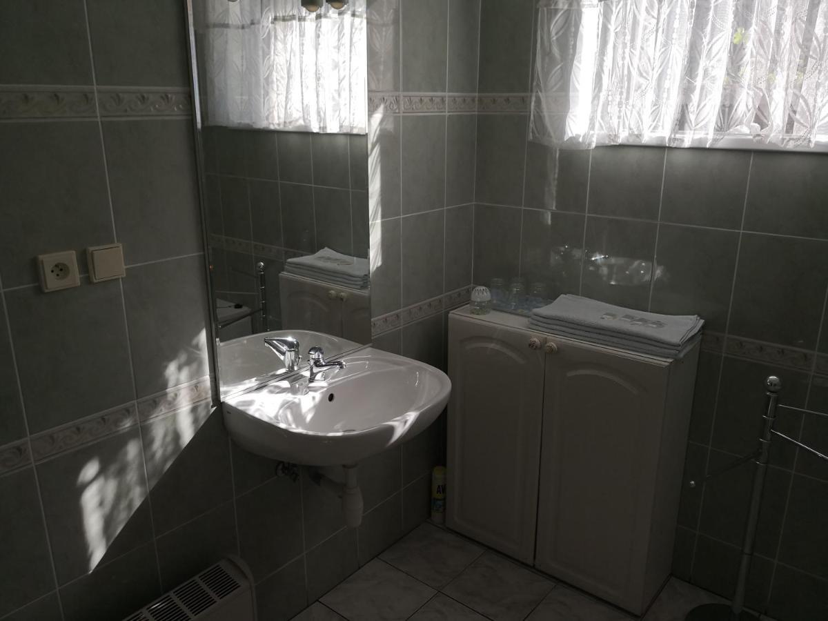 Ubytování u Máchova jezera - Apartmány - Ludmila Grulišová Doksy  Exterior foto